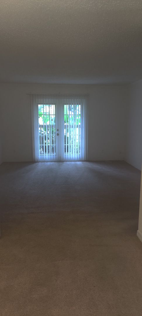 2 beds, 2 baths, 912 sqft, $1,300, Unit 315-102