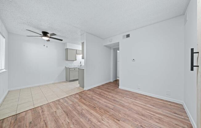 1 bed, 1 bath, 600 sqft, $899