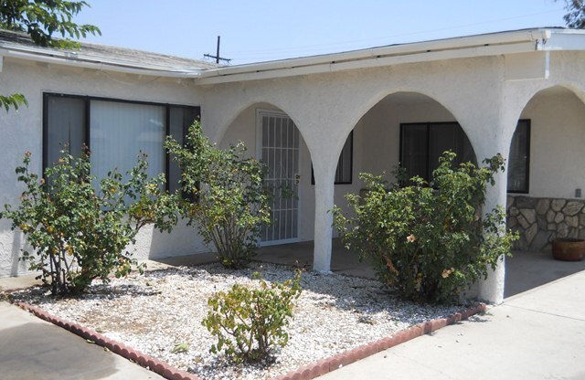 3BD/1.5BA House - Moreno Valley (92553)