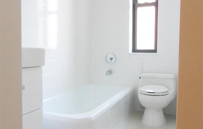 Studio, 1 bath, $3,525, Unit S5D
