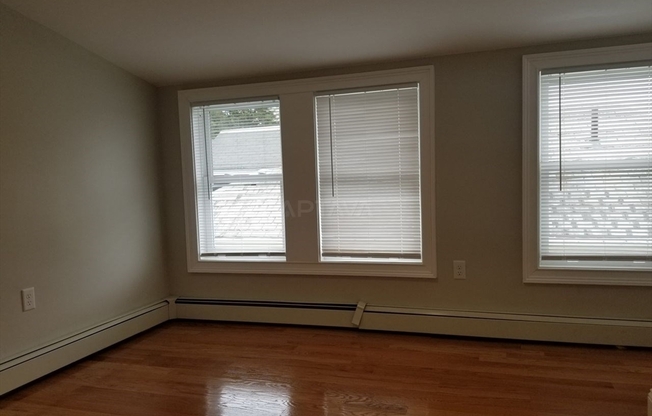 35 WHITFIELD RD