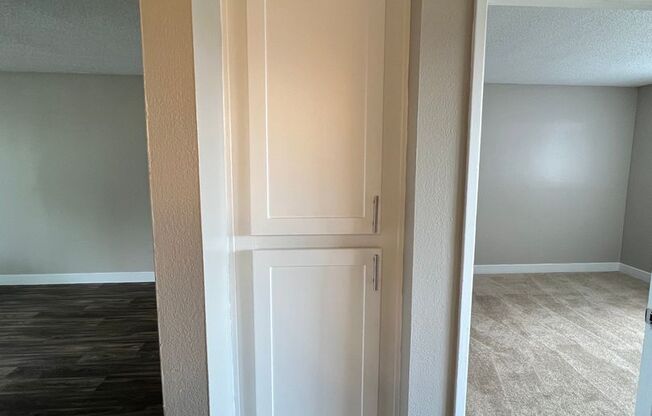 2 beds, 1 bath, 633 sqft, $2,395, Unit 11