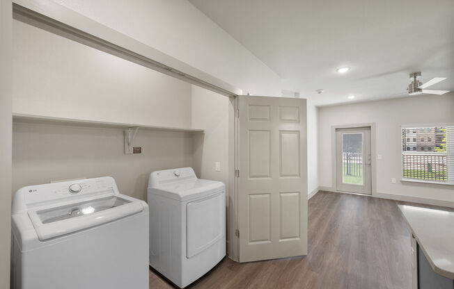 Studio, 1 bath, 646 sqft, $1,575