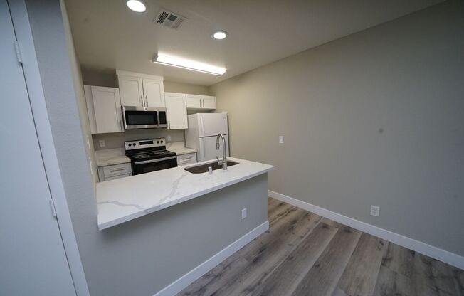1 bed, 1 bath, $1,095
