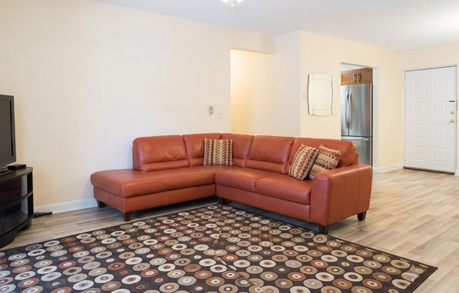 2 beds, 2.5 baths, 989 sqft, $2,795, Unit 14C