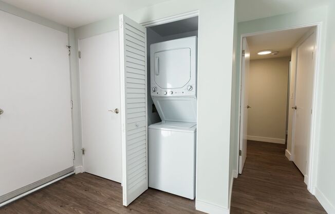 2 beds, 2 baths, 1,300 sqft, $3,798, Unit 403