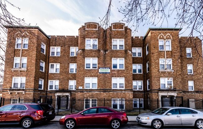 1815 W 77th