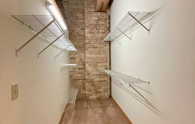 3 beds, 2 baths, 1,512 sqft, $2,700, Unit 206