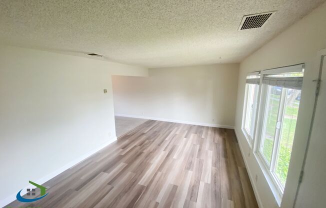 $3095-Updated Two Story Town Home in Blossom Valley Community of San Jose