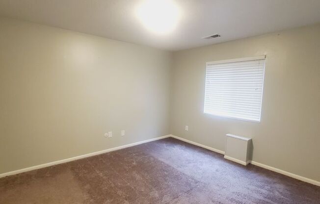 1 bed, 1 bath, 671 sqft, $1,050, Unit 3701-3B