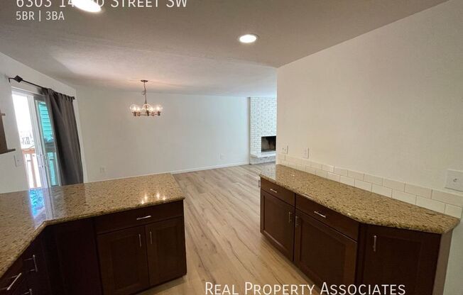 6303 142 ST SW