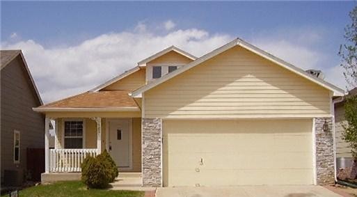 4 Bedroom Rancher in Sundown w/ NEW CARPET!!