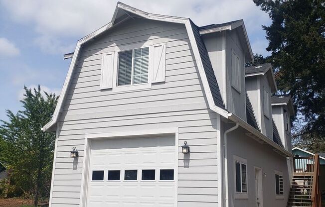 Charming Apartment in Forest Grove Near the University