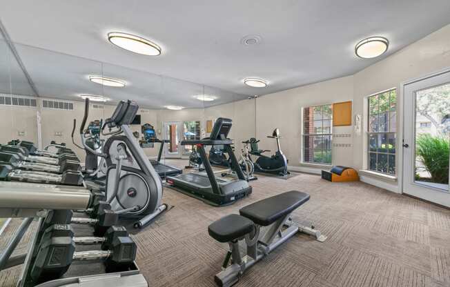 the gym at the shiloh green apartments in kennesaw, ga