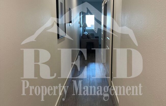 FURNISHED 1 BEDROOM 1 BATH APARTMENT  - BREMERTON