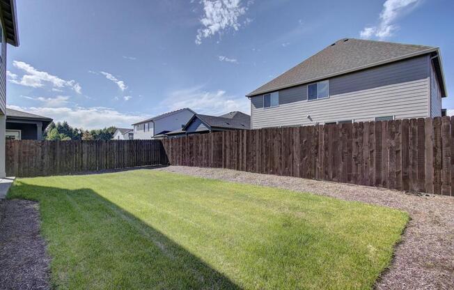 630 SE 36 ST