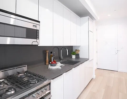 Studio, 1 bath, $3,764, Unit 2605