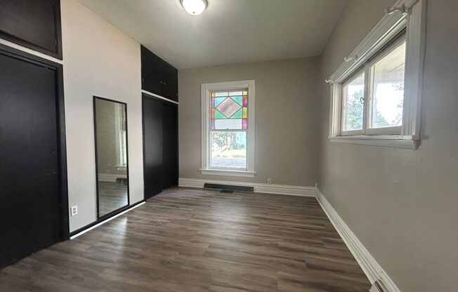 SUBLEASE: 2 Bedroom 1 Bath House Available in Connersville