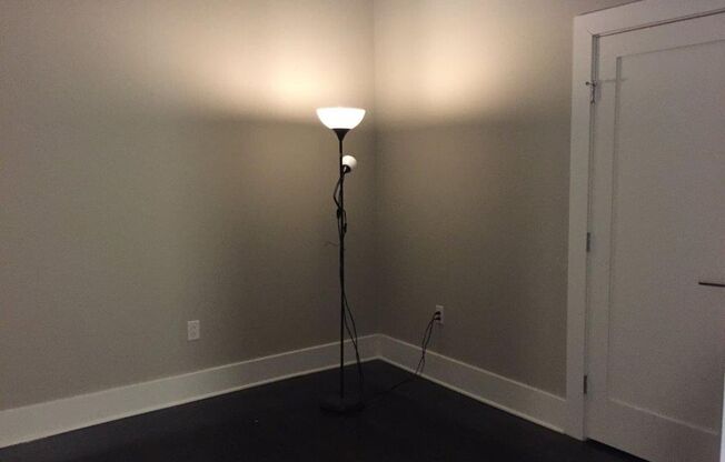 2 beds, 1 bath, 800 sqft, $1,700, Unit 3G