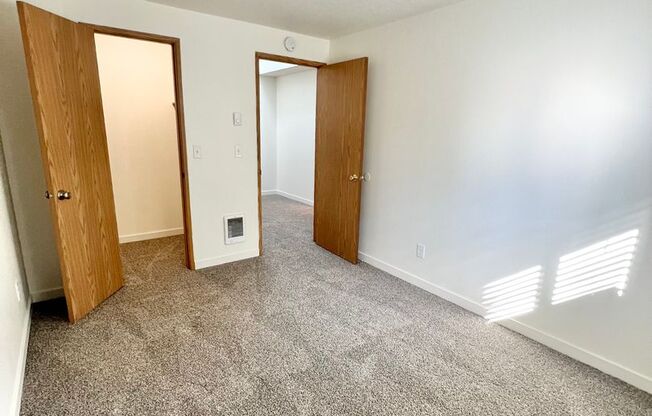 3 beds, 2.5 baths, 1,500 sqft, $2,035, Unit C-02