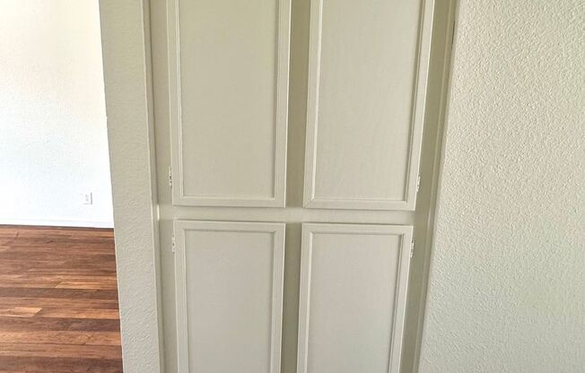 2 beds, 2 baths, 728 sqft, $2,799, Unit 25