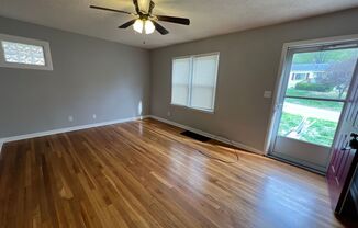 2 beds, 1 bath, $1,395