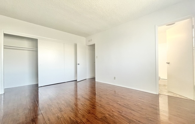 2 beds, 2 baths, $3,300