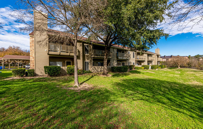 exterior shot of building during the day in austin texas apartments