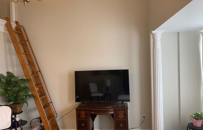 One Bedroom Loft at Kelly House Condominiums