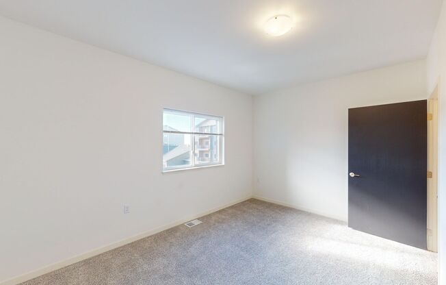 1 bed, 1 bath, 1,003 sqft, $1,295, Unit 7950-1313