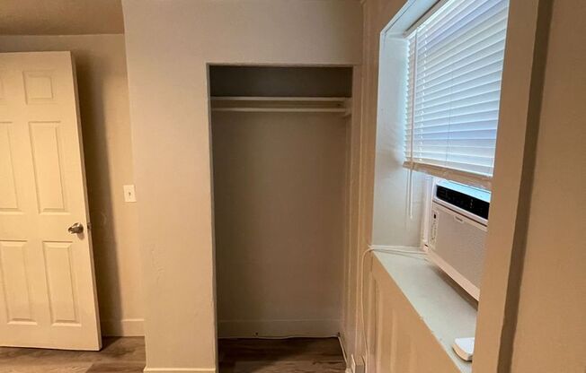 1 bed, 1 bath, 650 sqft, $999, Unit #13