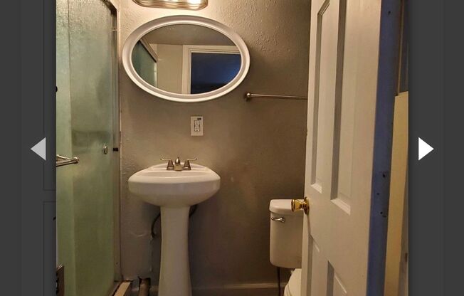 Renovated 2 Bedroom-Move Now