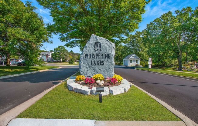 Whispering Lakes Apts