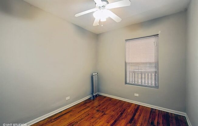 1338 W Argyle