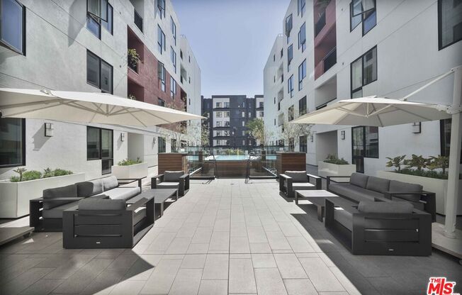 2 beds, 2 baths, 1,020 sqft, $3,200, Unit 610