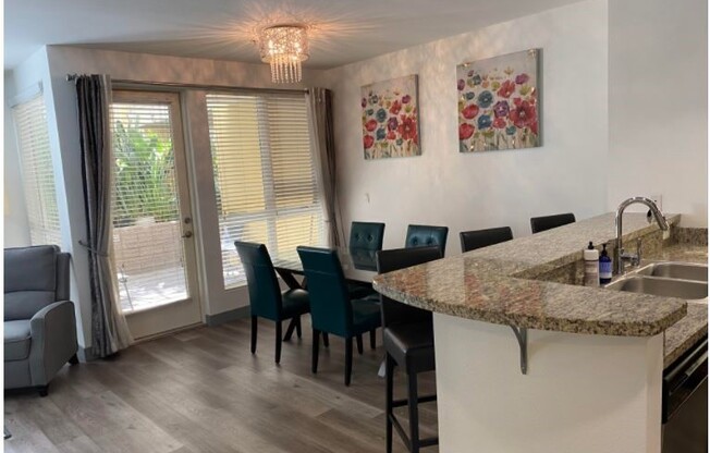 2 beds, 2 baths, 1,050 sqft, $3,100