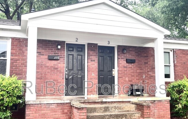 200 SOLOMON ST