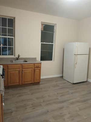 4 beds, 1 bath, 1,200 sqft, $4,200, Unit 3