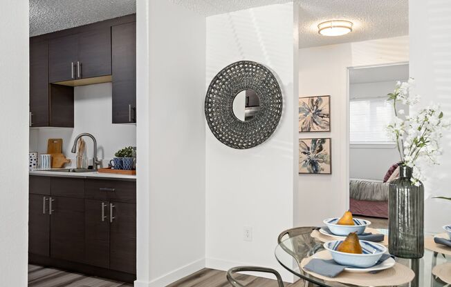 2 beds, 1 bath, 850 sqft, $1,750, Unit Unit 20