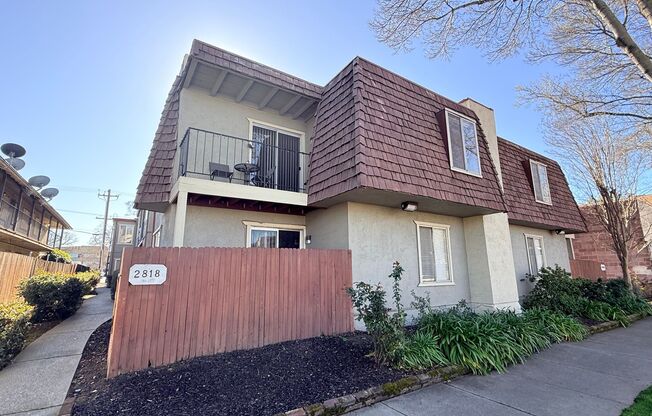 2816 and 2818 O Street, Sacramento
