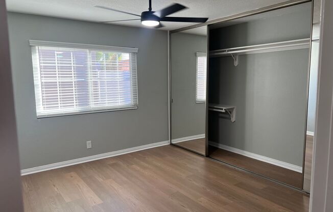 2 beds, 1 bath, 850 sqft, $2,810, Unit C-7