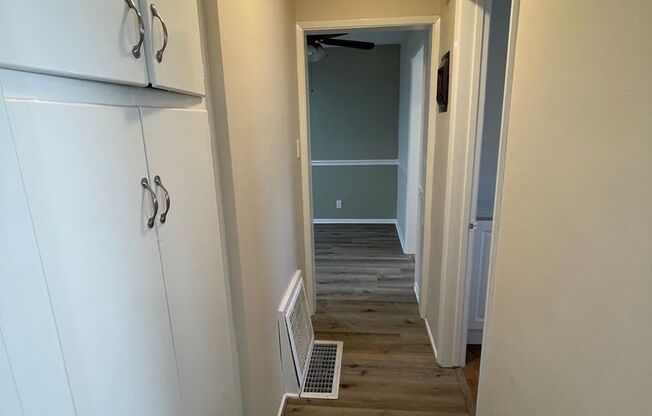 1 bed, 1 bath, $2,050, Unit 5