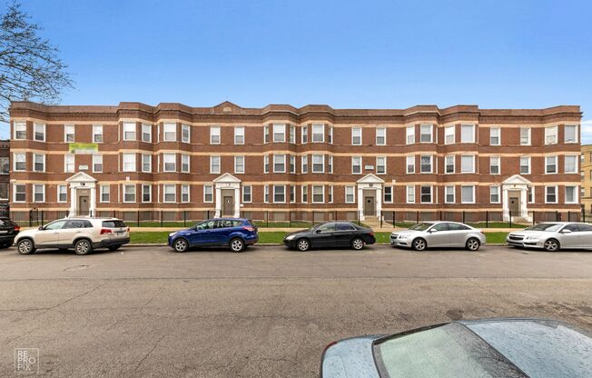 7643 S Stewart