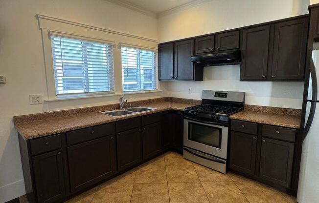 1 bed, 1 bath, $2,050, Unit 3935.5