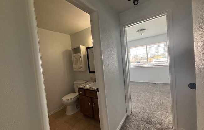 2 beds, 2 baths, $1,400