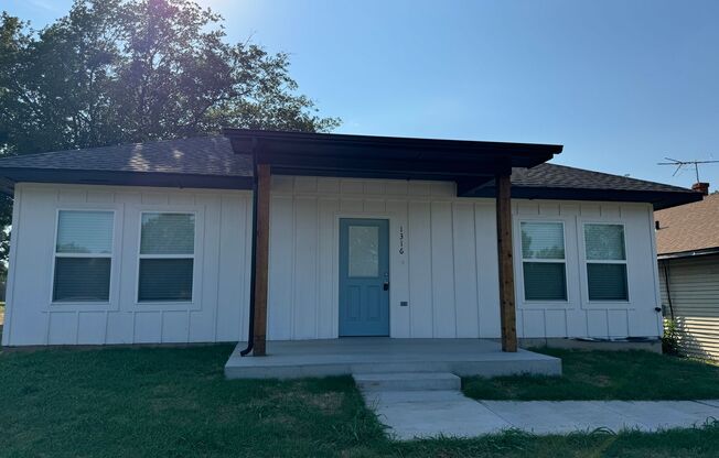 2 beds, 2 baths, $1,250