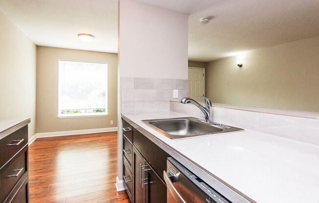 1 bed, 1 bath, 675 sqft, $1,499, Unit Apt. 7942