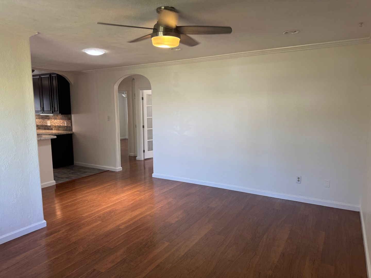 JEMEZ DRIVE 3091-3093