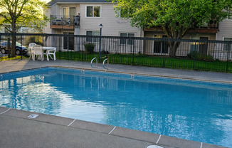 #440 MEYERS SQUARE APTS