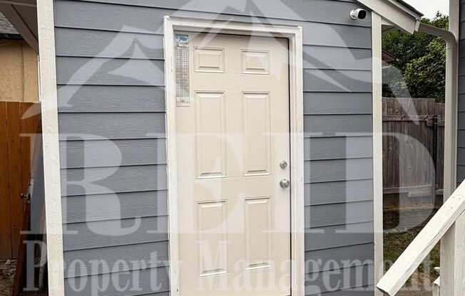 UPDATED 1 STORY 4 BED 2 BATH 2 CAR GARAGE - TRACYTON BEACH AREA